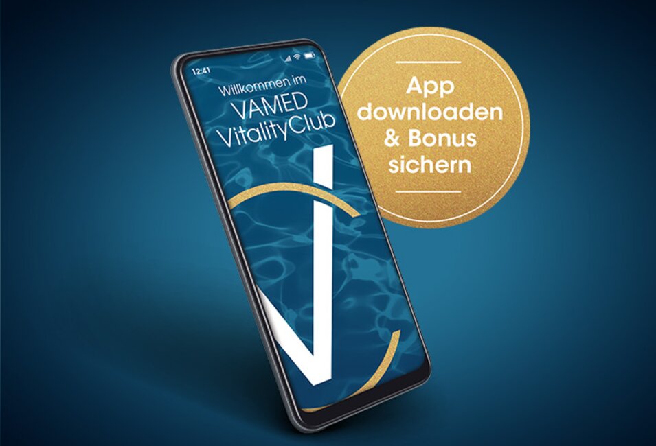Smartphone mit App des VAMED VitalityClub | © VAMED Vitality World